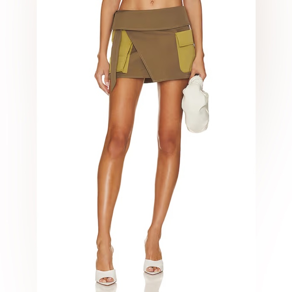 L'Academie Nishma Cargo Skort